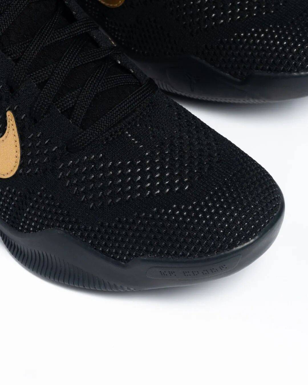 明天发售！两双「黑金」Kobe 11 即将登场！